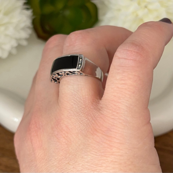 Vintage Sterling Silver 925 Ring Size 6 1/2 6.5 Black Onyx Inlay and Marcasite - Picture 8 of 12